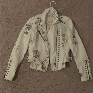 Beautiful white floral faux leather jacket!
